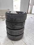 Продам срочно комплект покрышки BRIDGESTONE