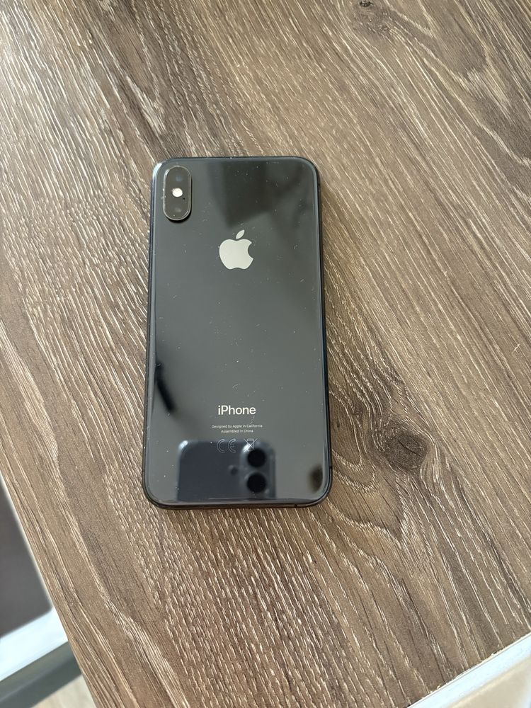 Iphone XS 64гб.