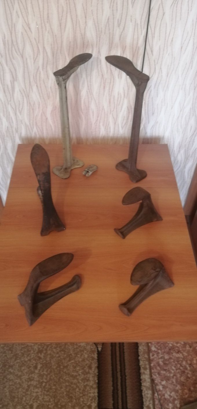 Продам сапожную лапу
