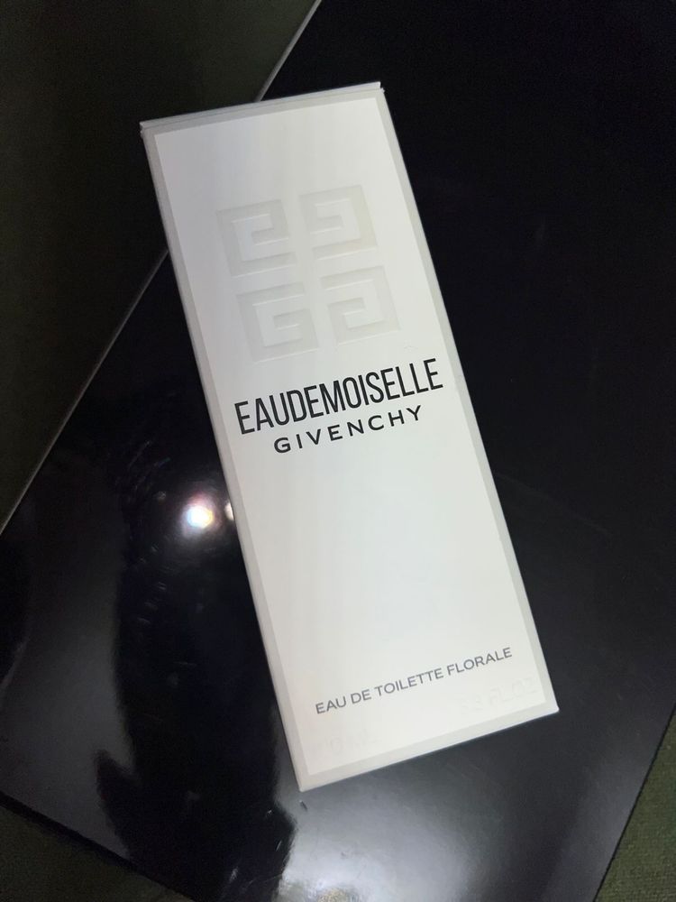 Срочно! Парфюм GIVENCHY!