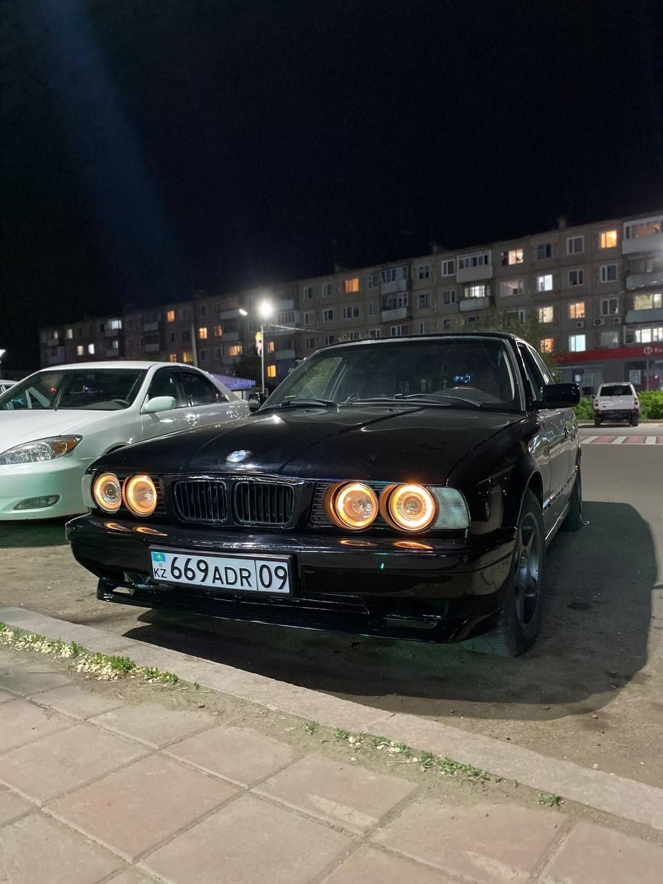 Задний бампер БМВ е34 передний бампер БМВ е34 пороги спойлер обвес