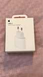 Зарядное устройство Apple Adapter 20W USB Type-C белый