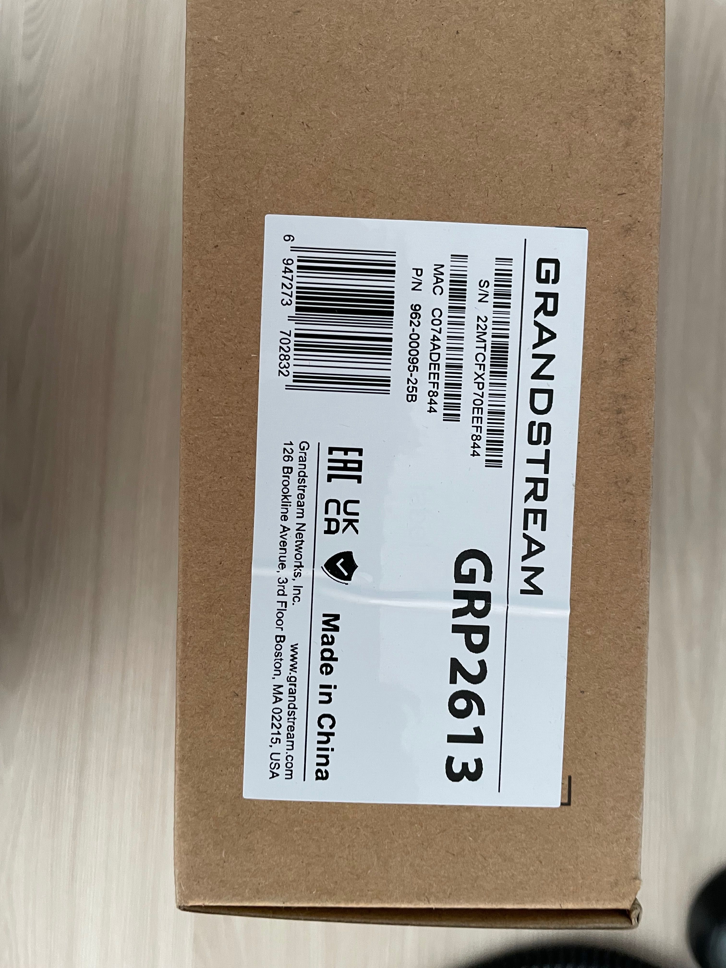 IP телефон Grandstream GRP2613 черный