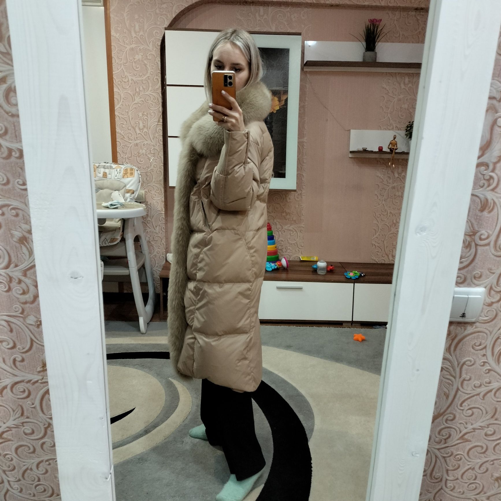 Продам зимнюю  куртку