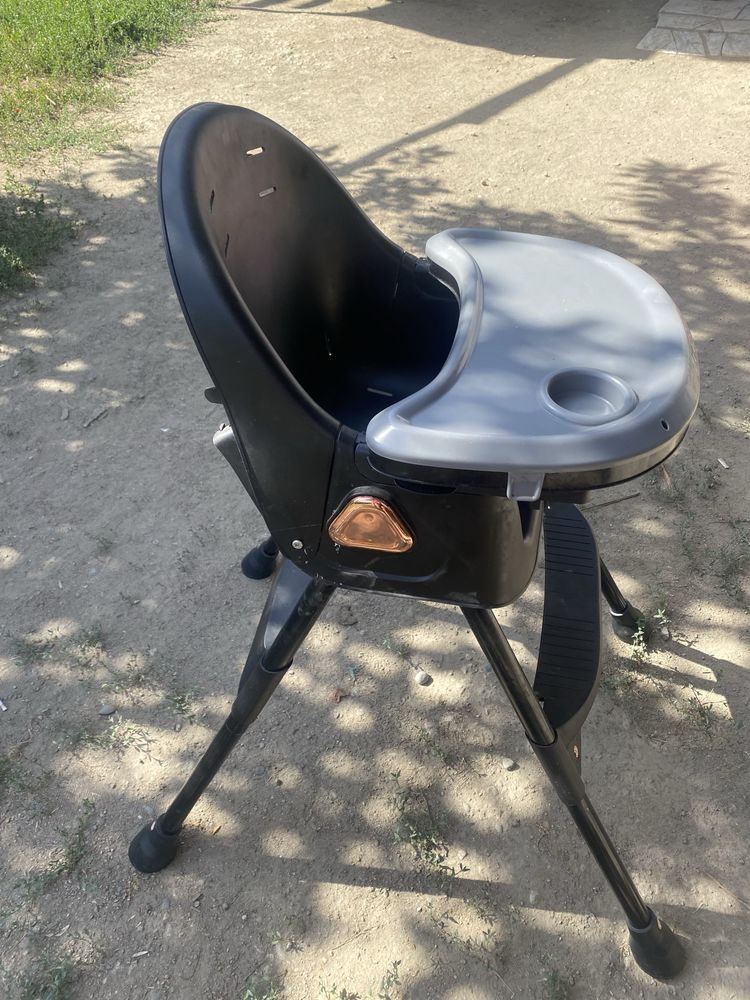 Детский       стол