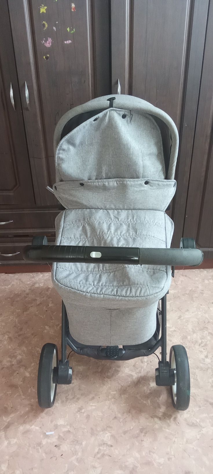 Продам коляску не дорого