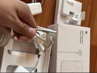 - от MacBook 85W - зарядка, блок питания, щнур от макбука.