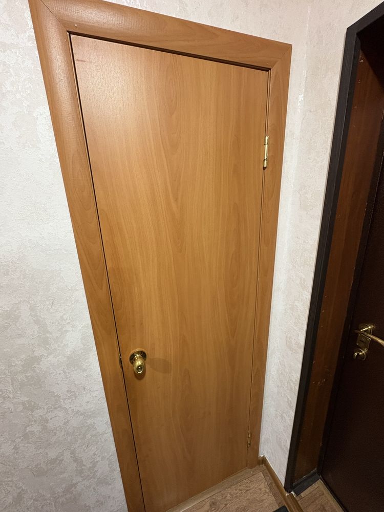 Межкомнатные двери 4 шт (полный комплект)