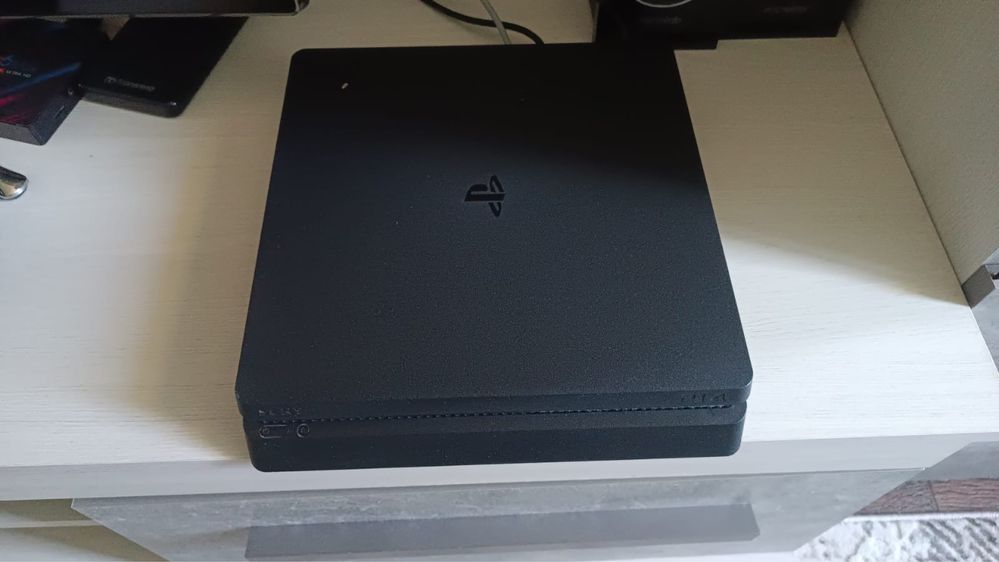 Ps 4 slim 1TD памяти