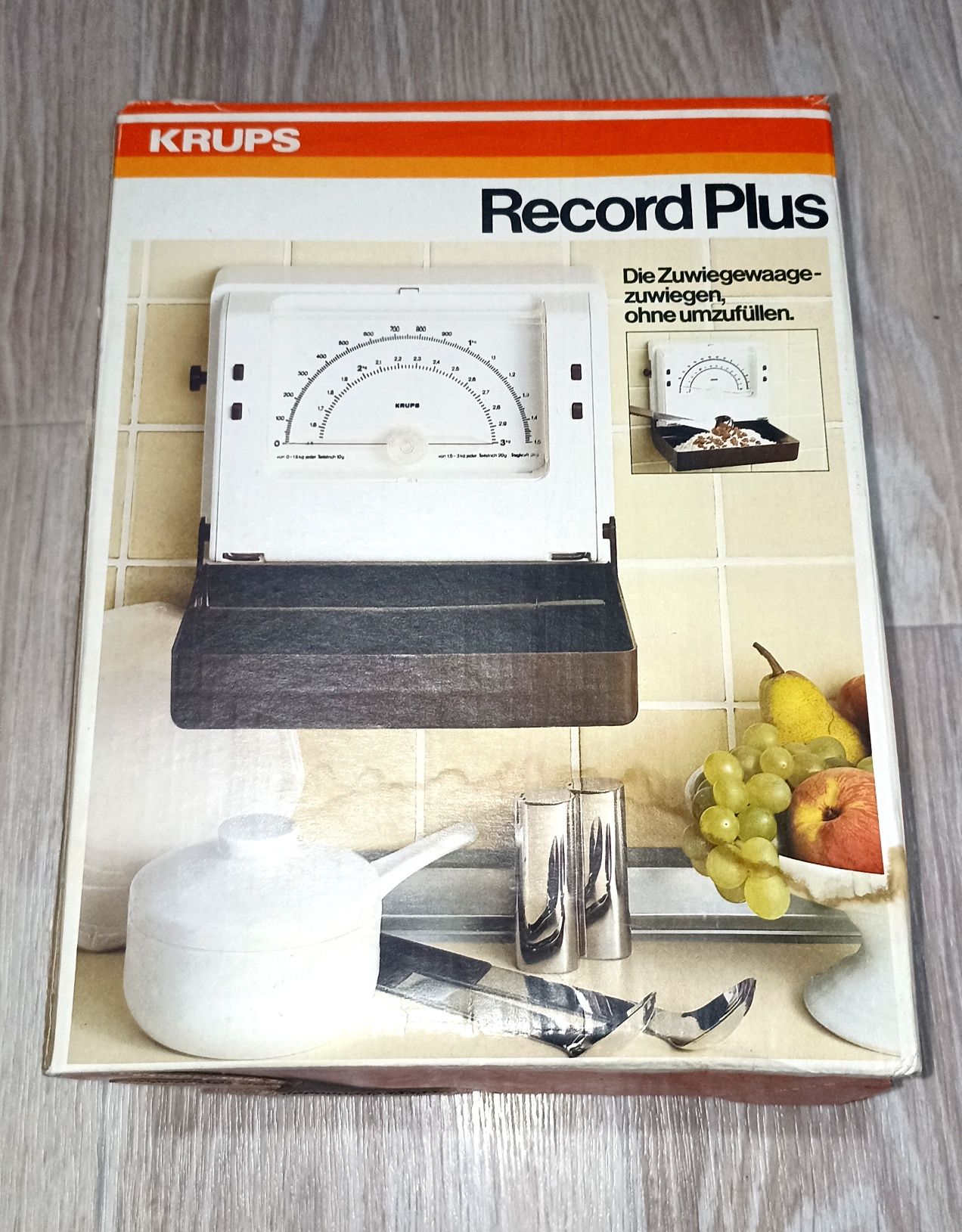 Кухонные настенные весы Krups на 3 кг
