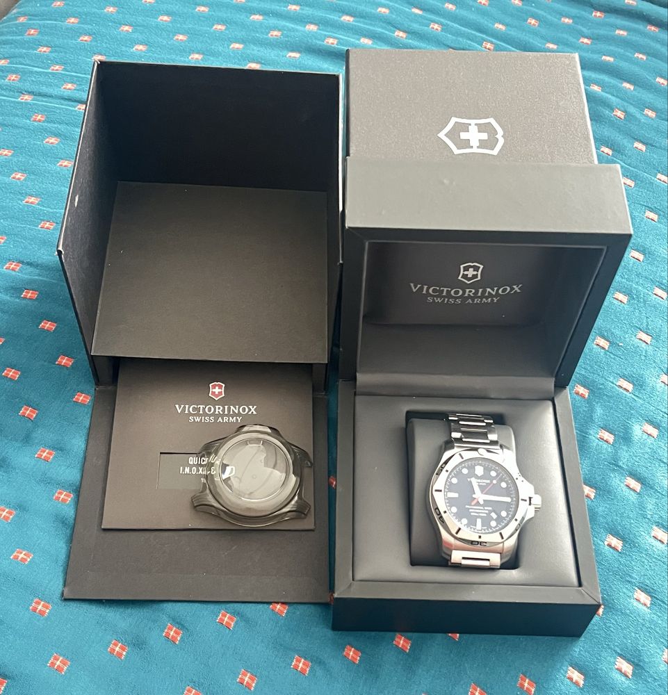 Часы мужские Victorinox