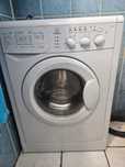 Стирвальная машина Indesit 3,5кг