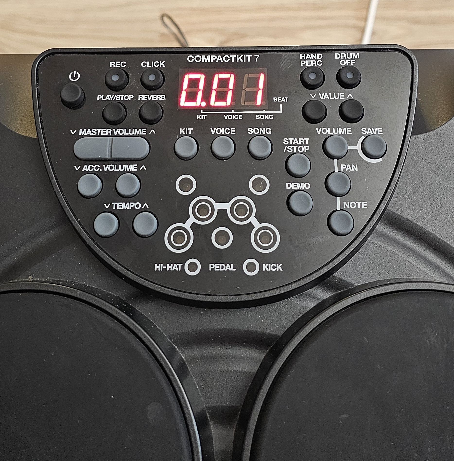 Барабанная установка - alesis compactkit 7