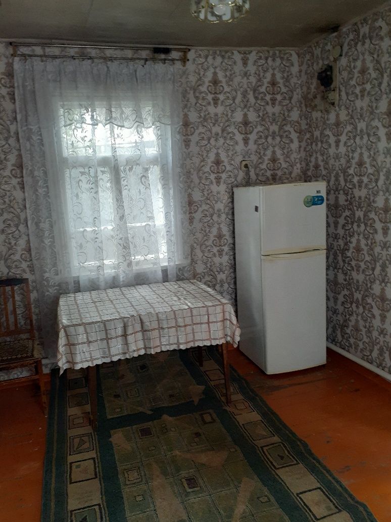 Сдам времянку в одном дворе с хозяином
