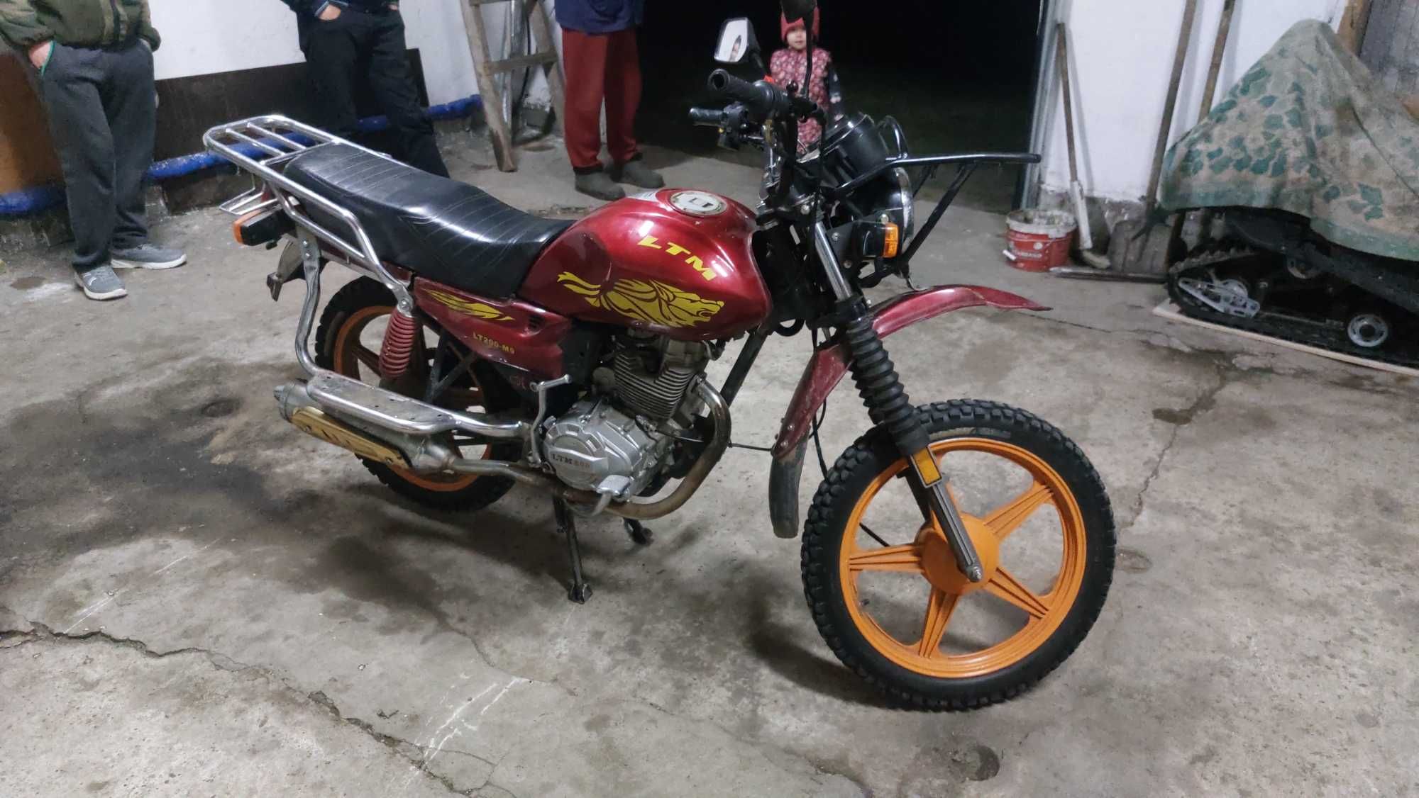 продам мотоцикл LTM200 M9