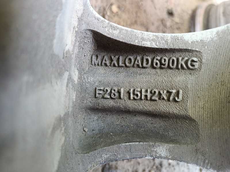 Продам легкосплавные диски на автомашину Volkswagen.