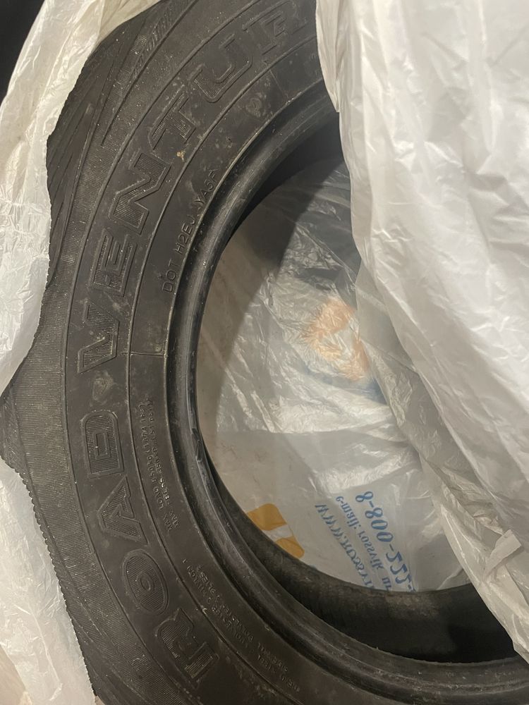 Продам летнюю резину 225/65R17