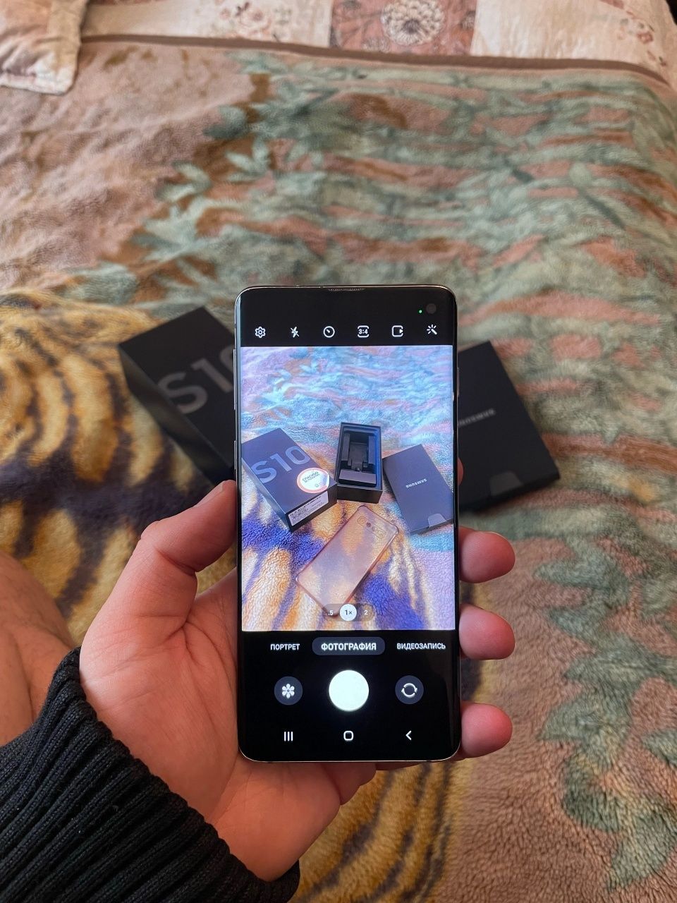 Samsung s10 8/128gb