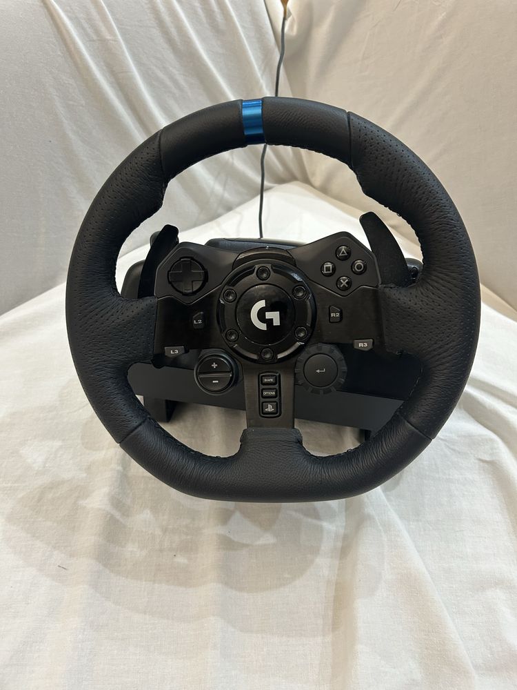 Logitech G923 TRUEFORCE игровой руль (СРОЧНО)