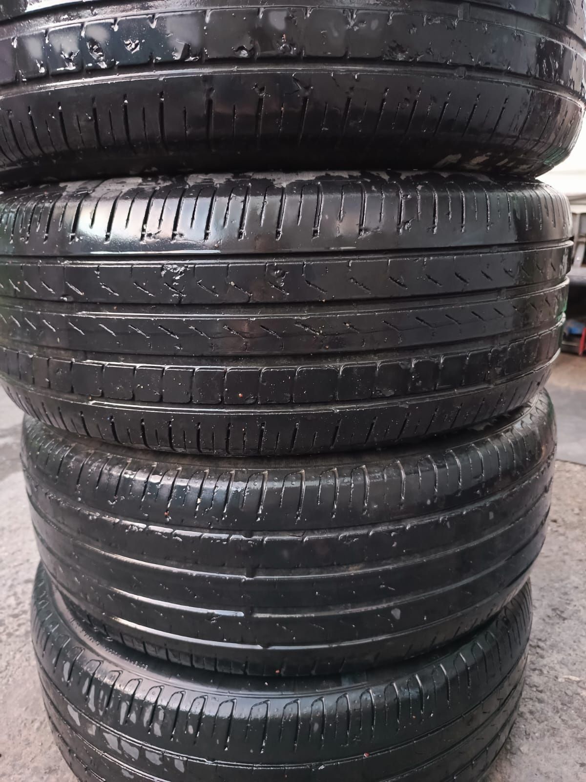 Продам 225_55_19 шины.