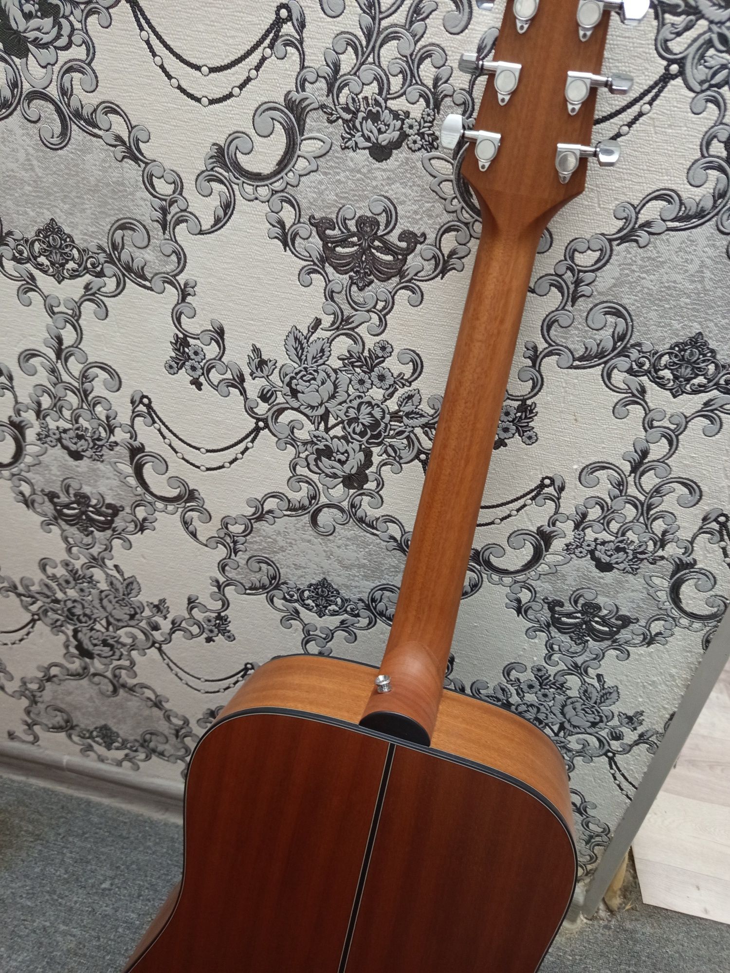 Продам гитару, takamine GD11