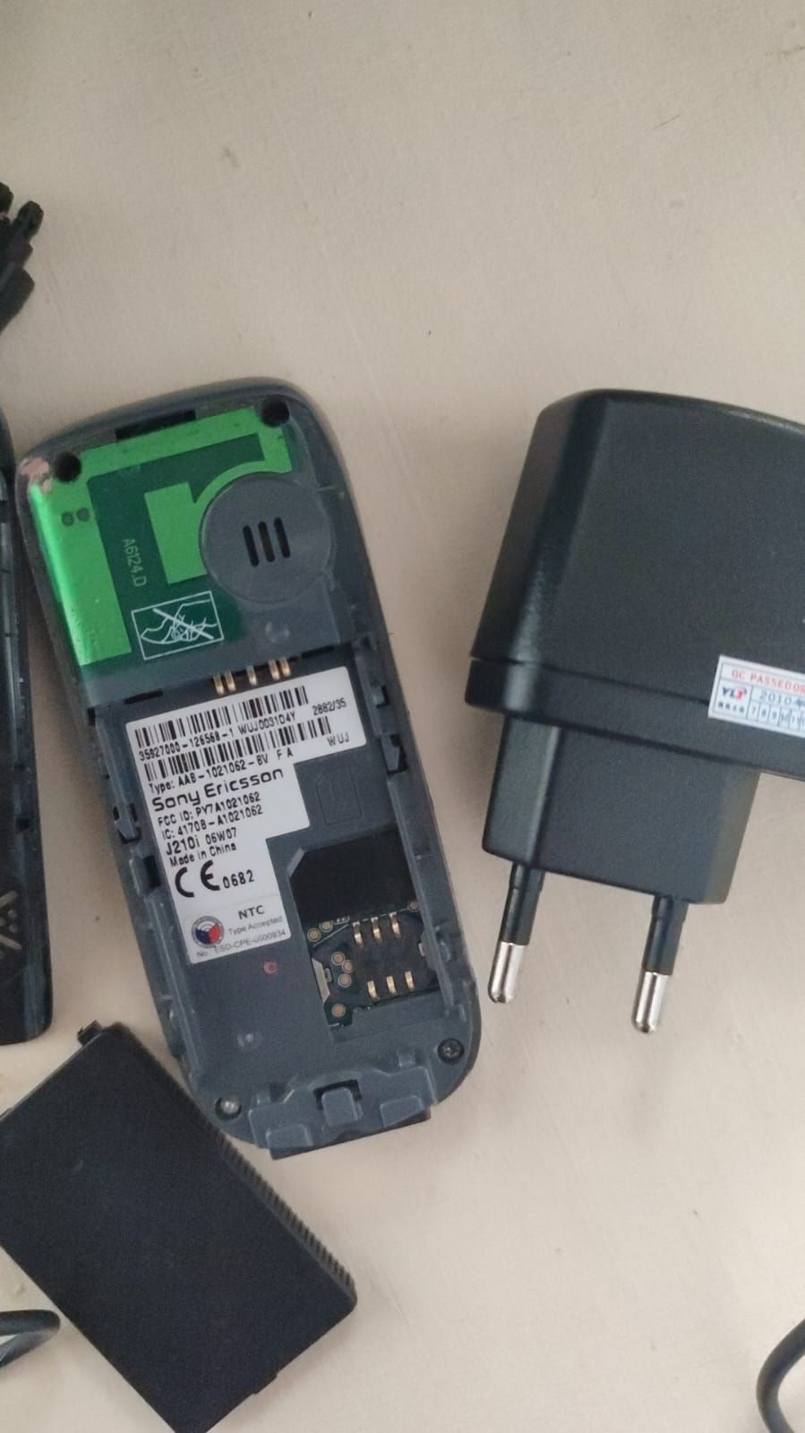 Sony Ericsson j210i