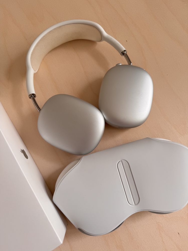 AirPods Max — отличное состояние, полный комплект