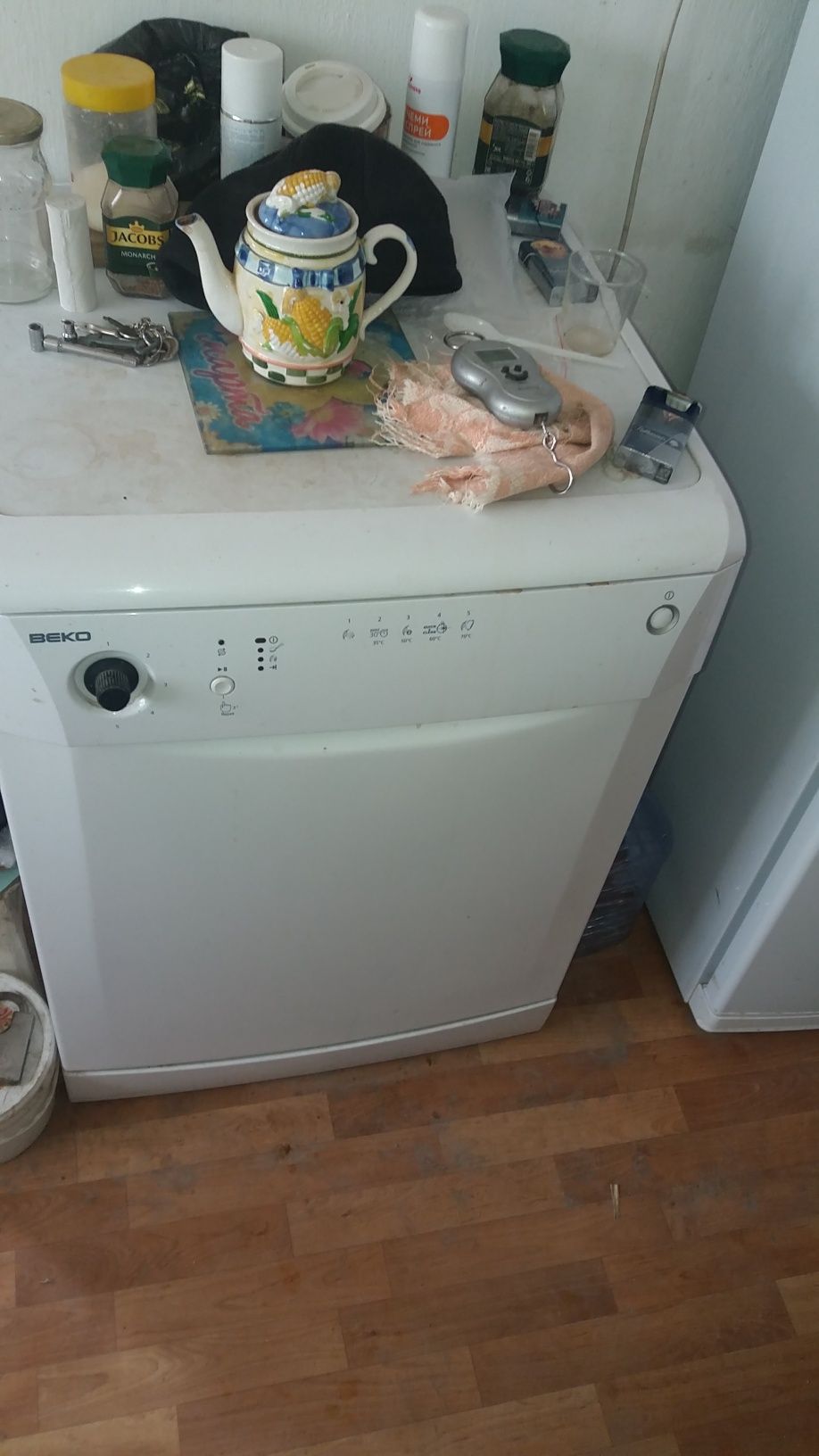 Продам посудомоечную машину