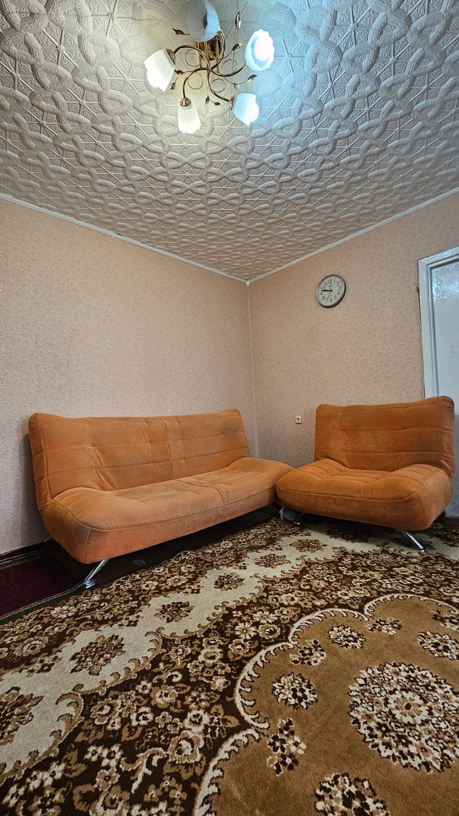 Продам 3-х комнатную квартиру на 7 мкрн
