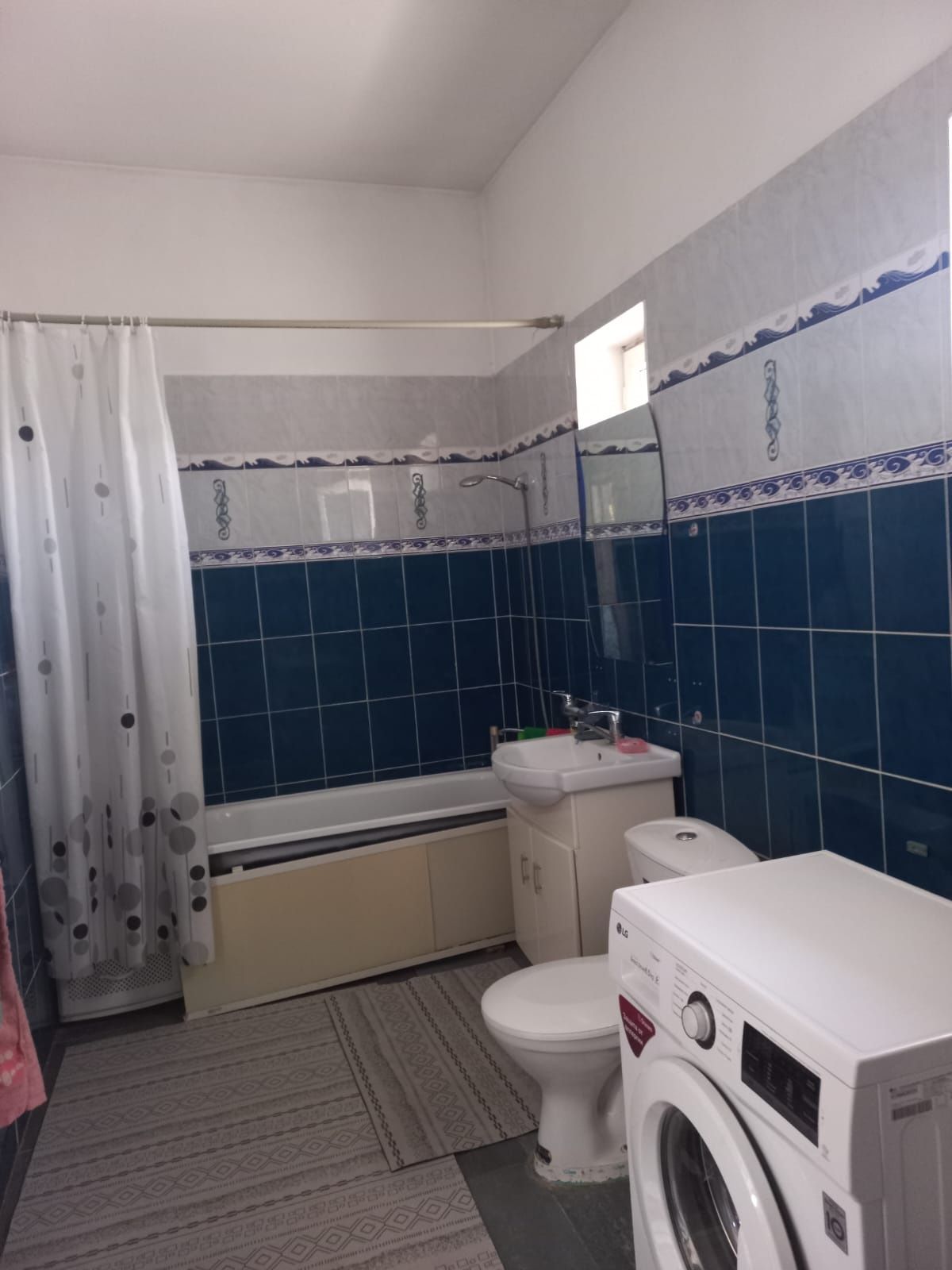 Үй сатылады. 25.4 сот. 300м2