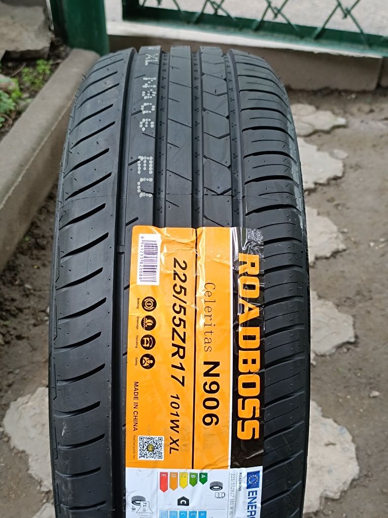 225/55/17 ROADBOSS