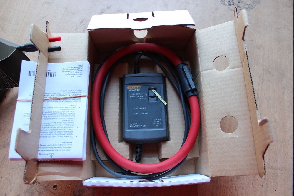 Клещи токоизмерительные для переменного тока Fluke i2000flex