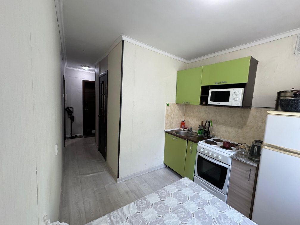 Продам 1 комнатную квартиру Машхур Жусуп 383