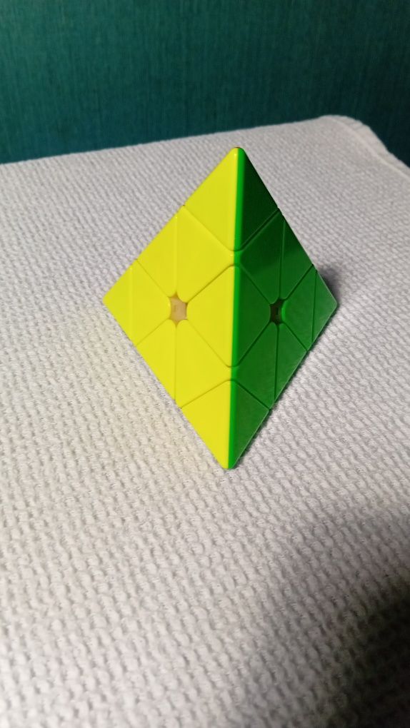 Кубик рубика ПирамидкаGAN Monster Go Pyraminx состояние отличное