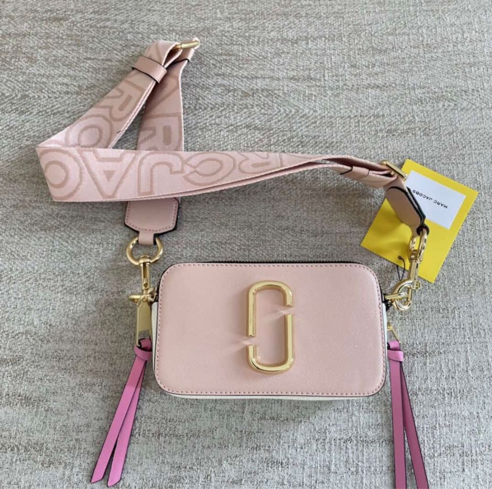 Marc Jacobs Snapshot