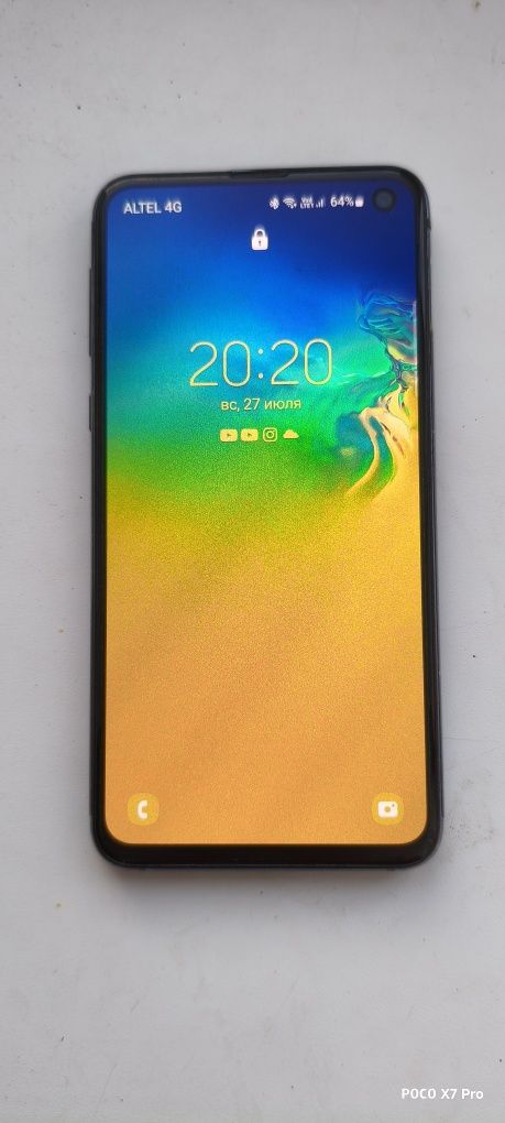 Samsung s10e синий 128гб