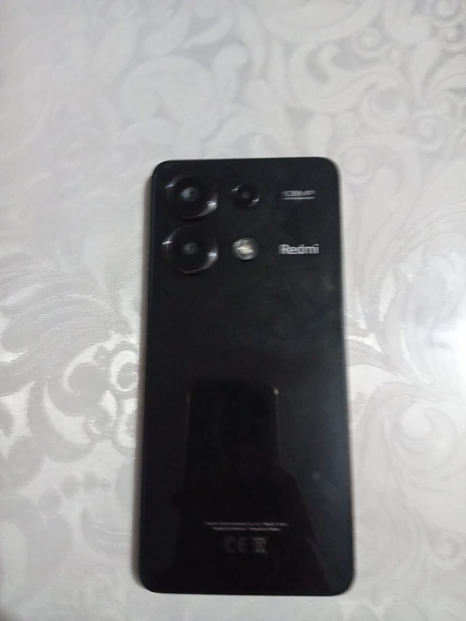 Xiaomi Redmi Note13 на 256 гб,состояние 10/10 ,память почищу