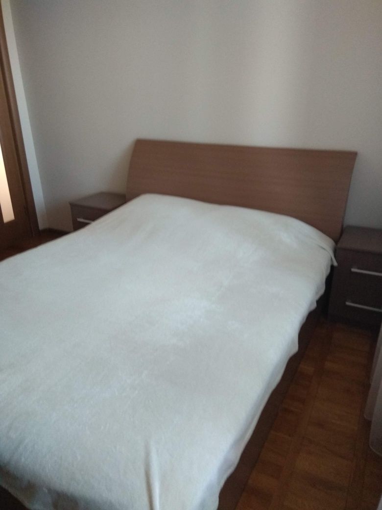 Шкаф 3м+кровать+матрас+2 тумбочки