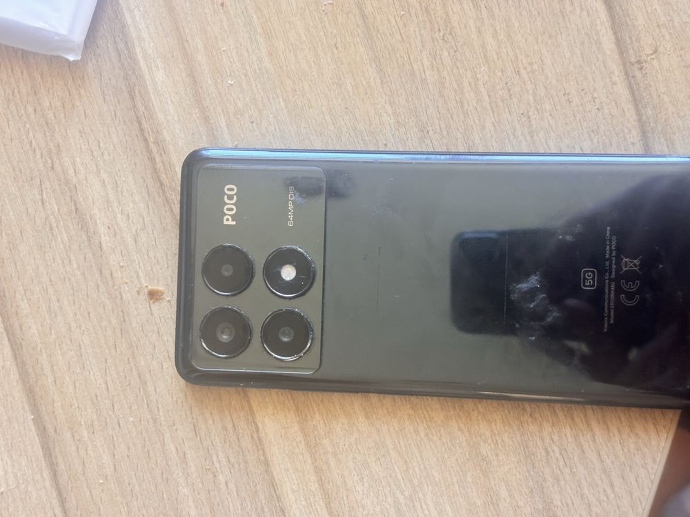 Продам poco x6 pro с разбитым экраном
