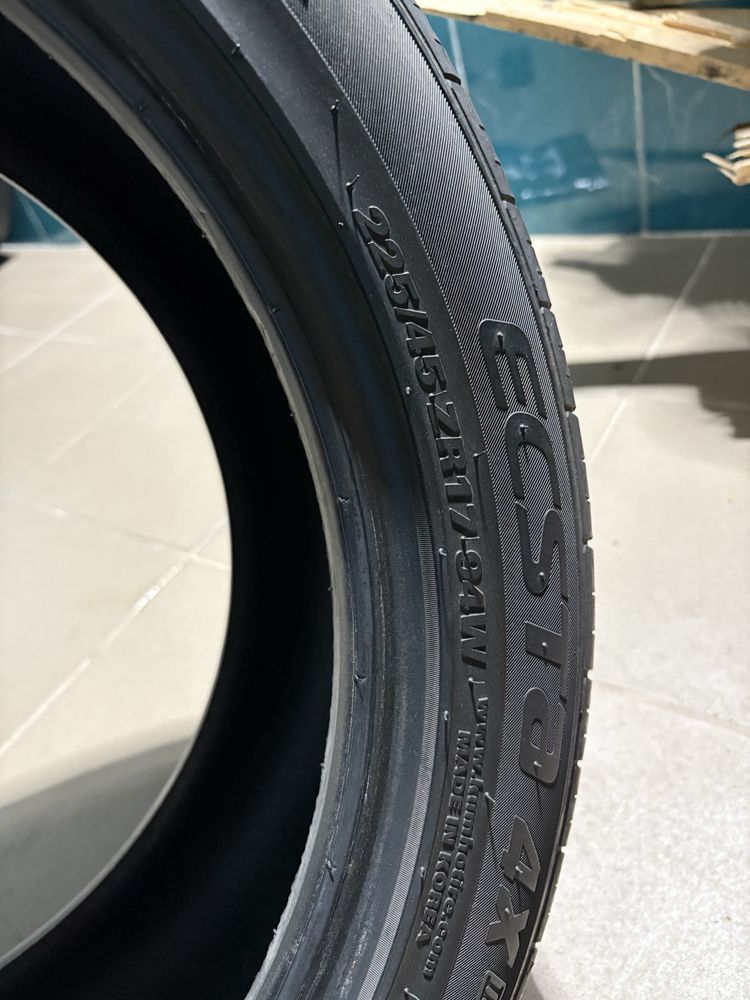 Летняя резина KUMHO225/45/17
