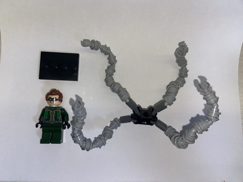 LEGO мини-фигурка «Доктор осьминог» MARVEL