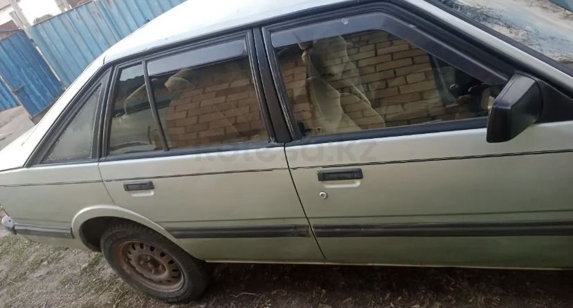Продам мазда 626