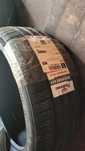 Продам комплект шин 245/40 R20