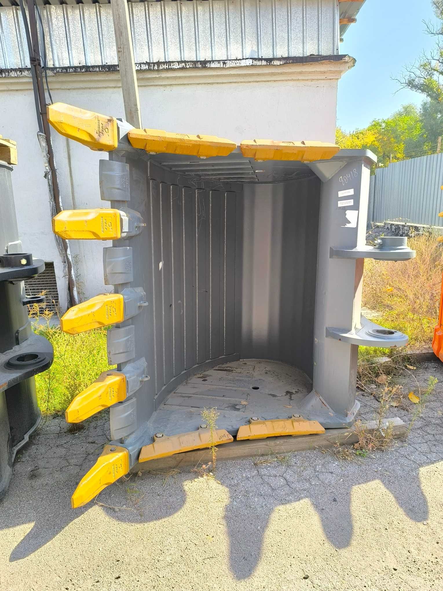 Ковш скальный сверхусиленный V=2,8 м3 для экскаватора VOLVO EC460,480.