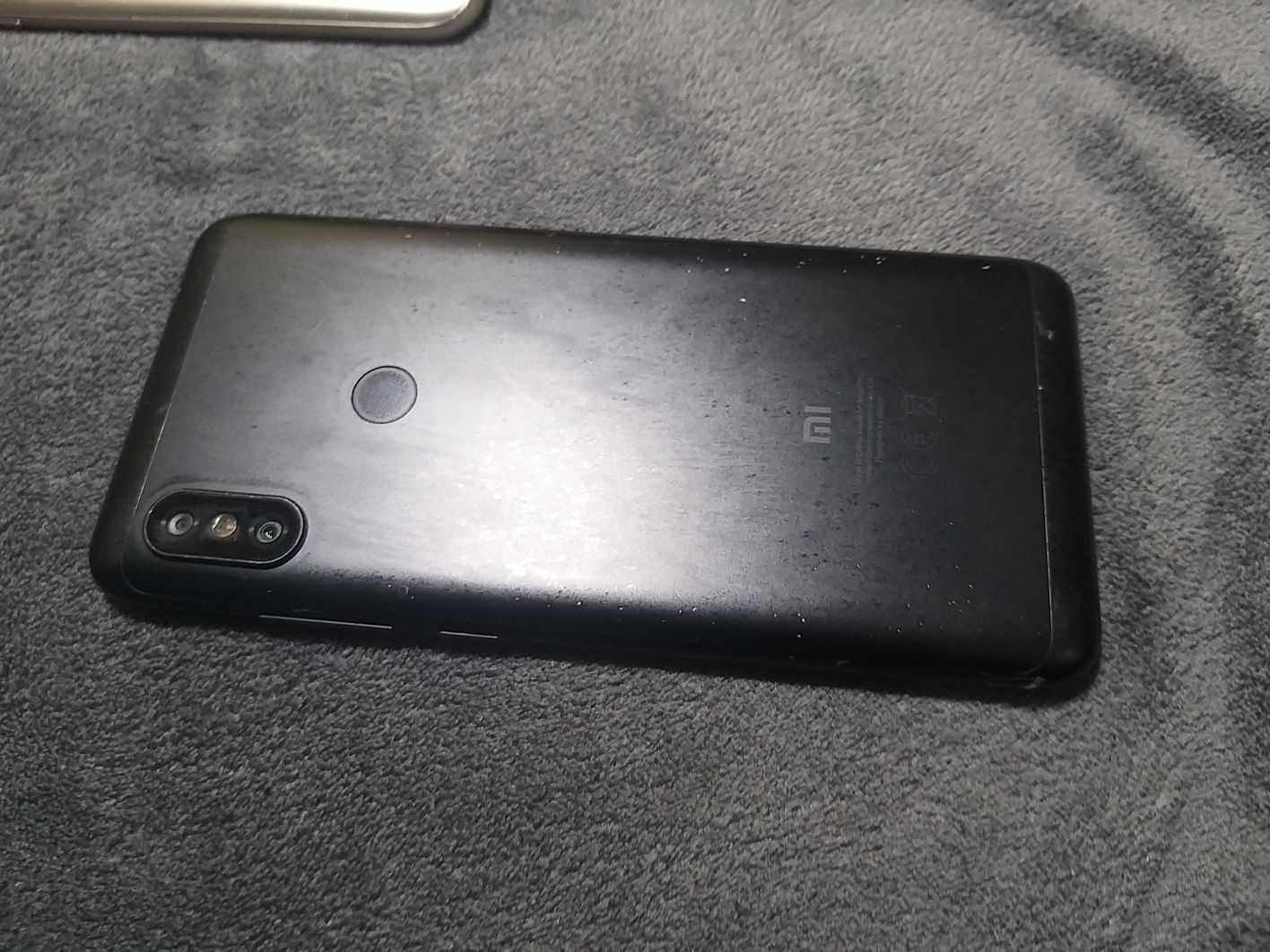 Срочно продам телефон redmi note 6 pro