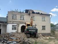 Снос слом домов.Услуга одбойный малотог.Услуги экскаватор пагрузчик .