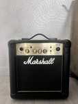 Гитарный комбоусилитель Marshall mg10