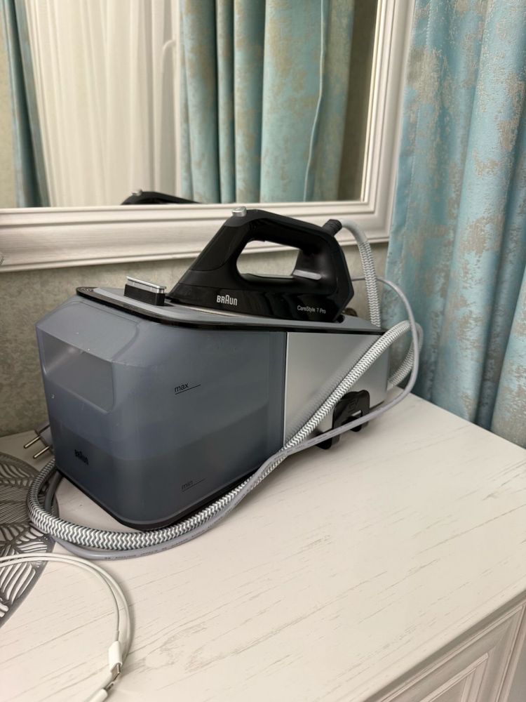 Продам отличный парогенератор утюг BRAUN