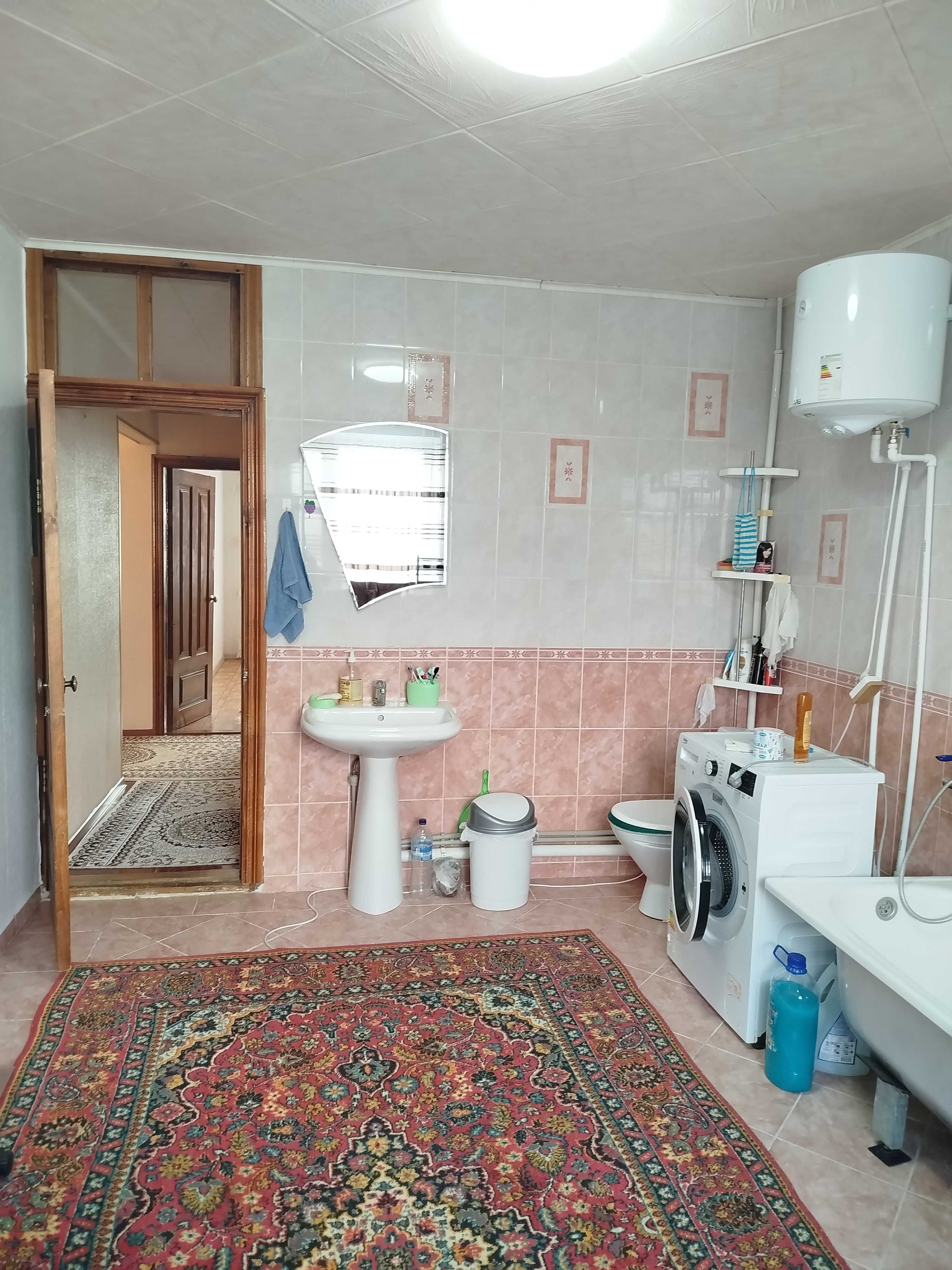 №1449 Продам 3 комнатную квартиру, 85 кв.м. ул.Ч.Валиханова.