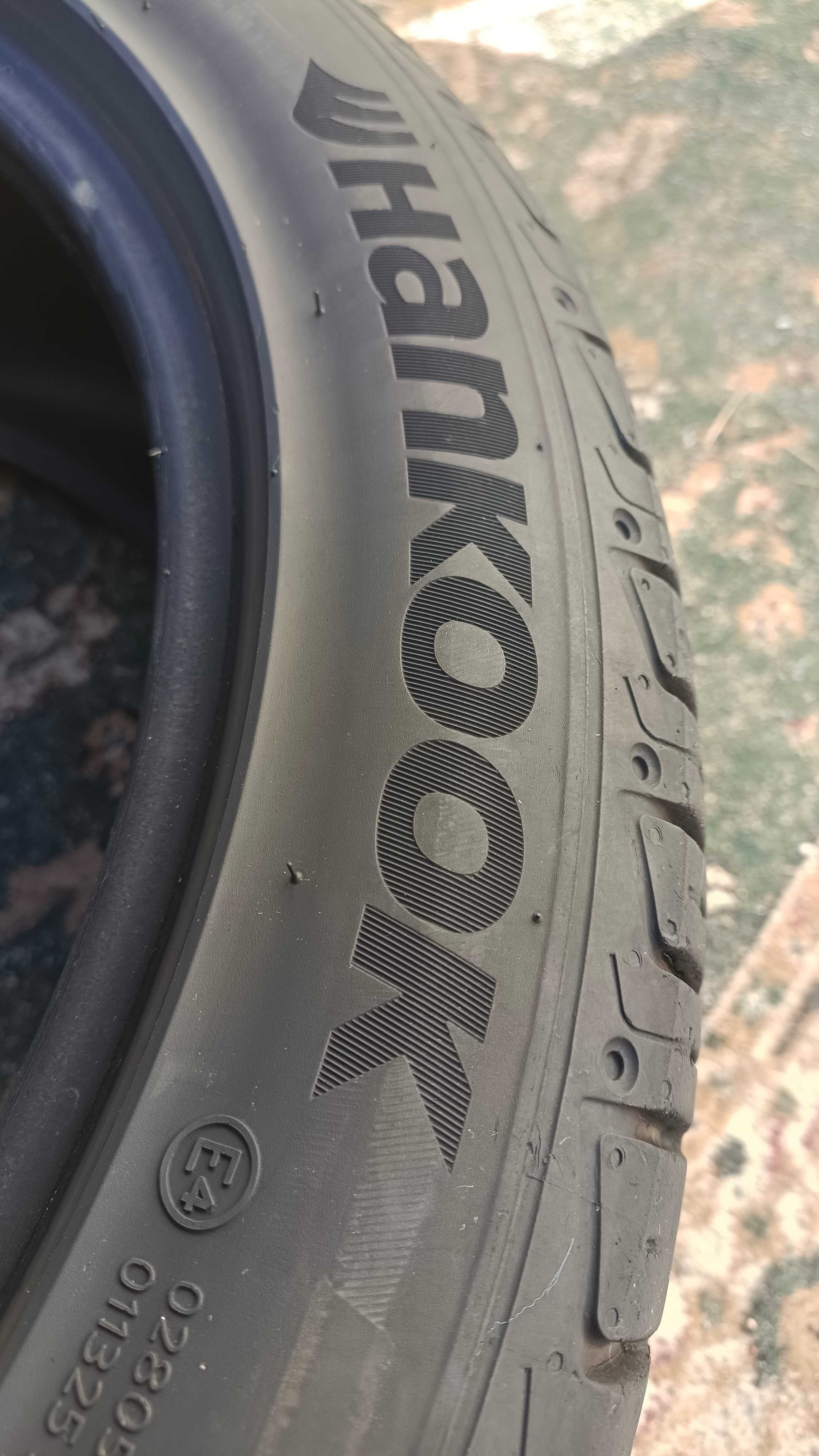Продам комплект шин Hankook 245/45 R19